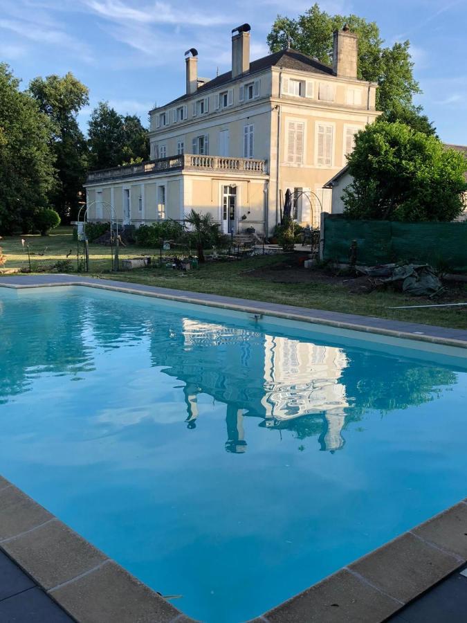 La Maison Au Cedre Marsac-sur-l'Isle Exterior foto