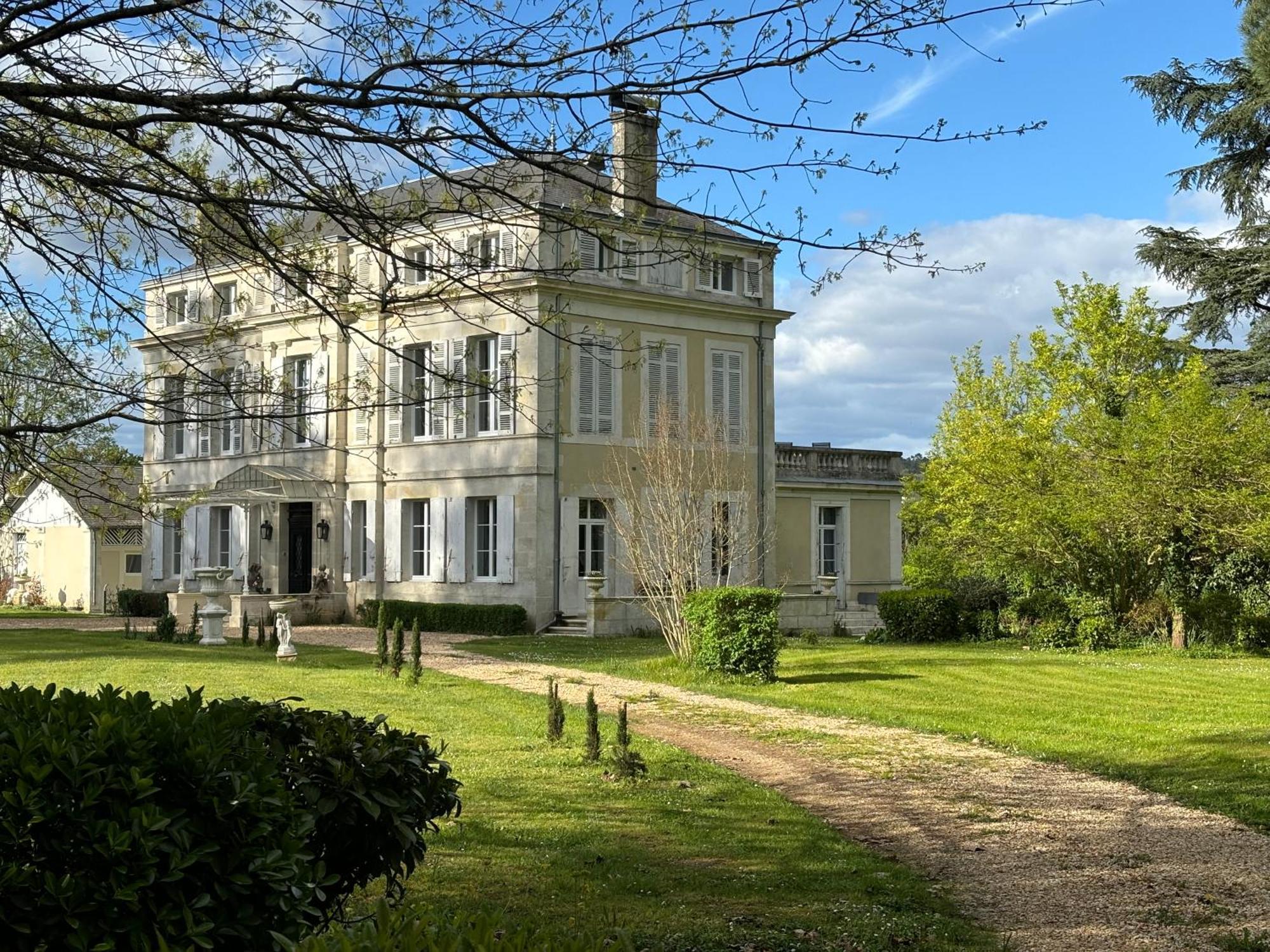 La Maison Au Cedre Marsac-sur-l'Isle Exterior foto